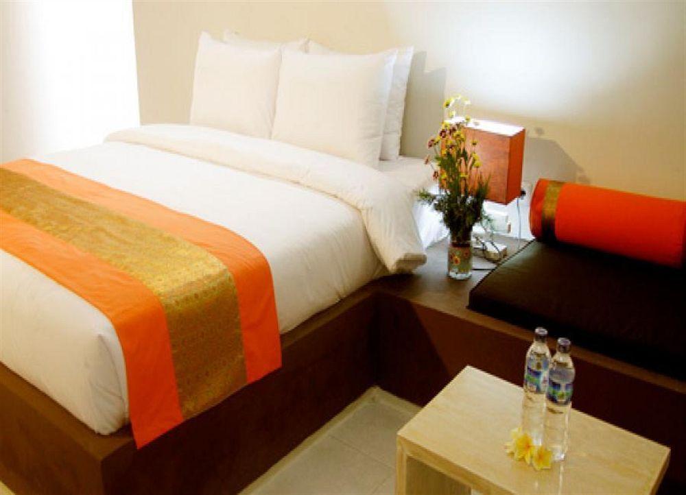 Cityzen Renon Hotel Denpasar Zewnętrze zdjęcie